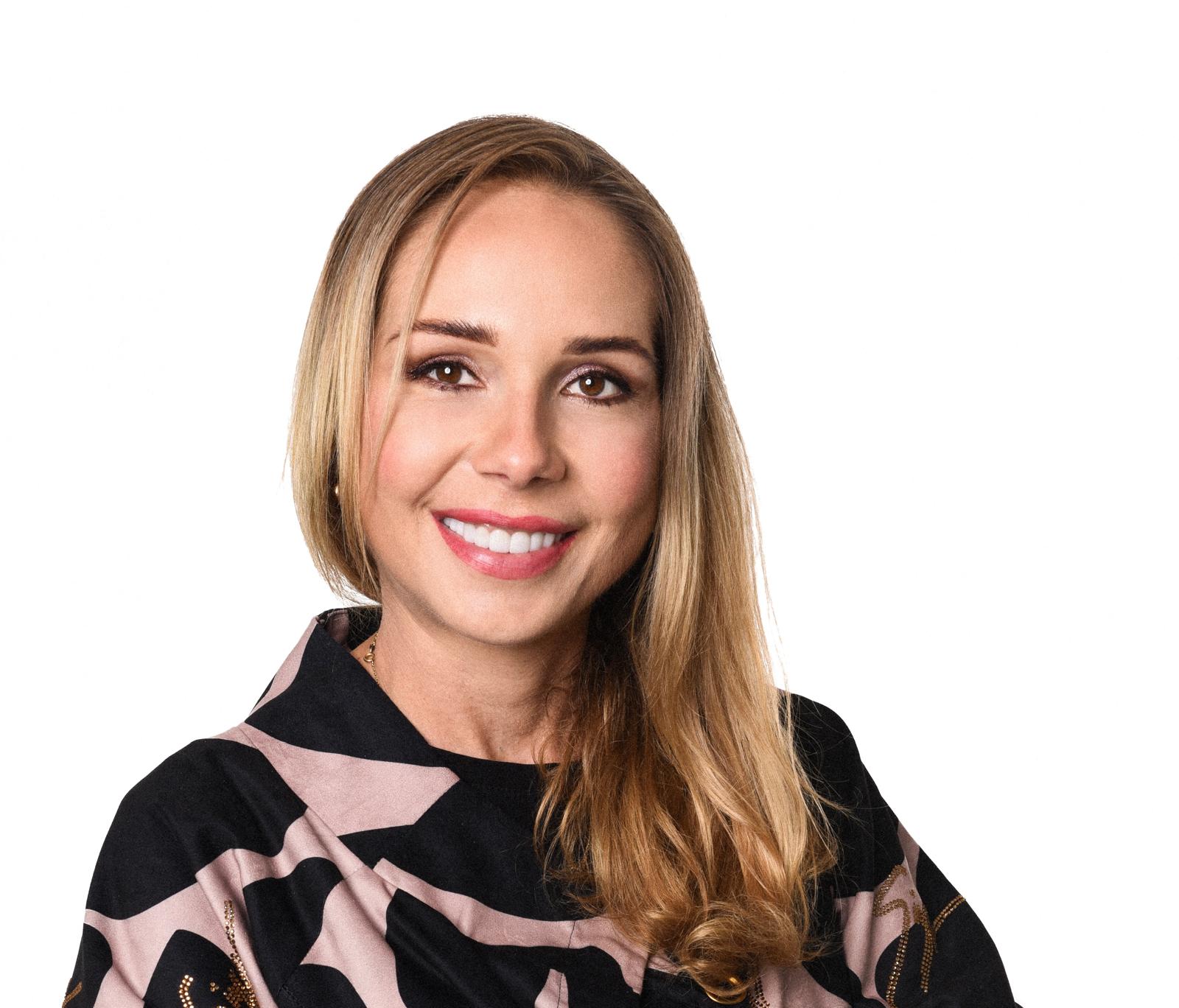 Karina Dziedzicka-Sieńko, agentka nieruchomości eXp Realty